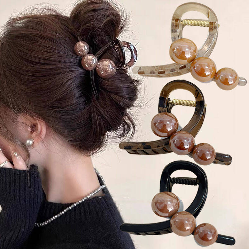Vintage Fashion Ornaments - Pinces à cheveux croisées en perles