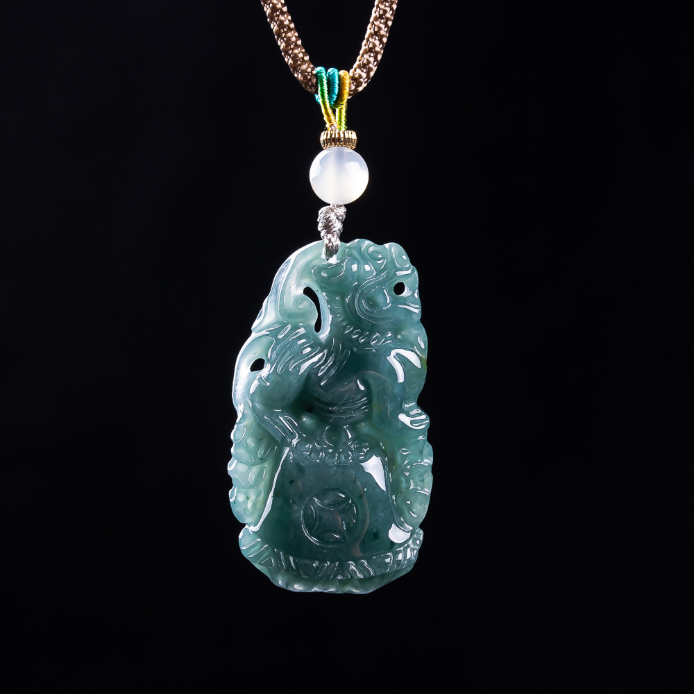 Vintage Fashion Women - Pendentif Pixiu en jadéite birmane, talisman