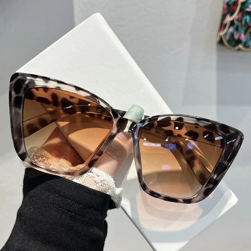 Lunettes de soleil œil de chat - Vintage Fashion Glasses avis et prix