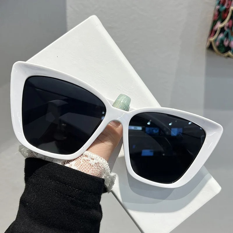 Lunettes de soleil œil de chat - Vintage Fashion Glasses avis et prix