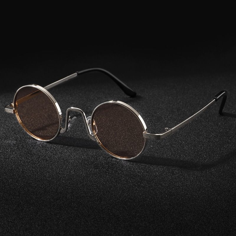 Lunettes de soleil vintage de  - Vintage Fashion Glasses avis et prix